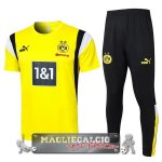 Borussia Dortmund Formazione Set Completo Maglia Calcio 2023-24 Giallo Nero Bianco Borussia Dortmund Formazione Set Completo Maglia Calcio 2023-24 Giallo Nero Bianco