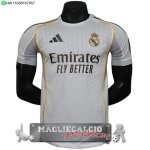 Home concetto Giocatori Maglia Calcio Real Madrid 2025 2026