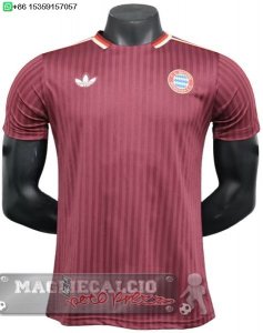 speciale Giocatori Maglia Calcio Bayern Monaco 2024 2025 I Rosso