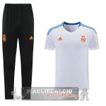 Real Madrid Formazione Set Completo Maglia Calcio 2021-22 bianco nero