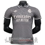 Terza Giocatori Maglia Real Madrid 2024 2025 Nero