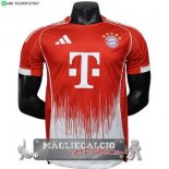 concetto Home Giocatori Maglia Calcio Bayern Monaco 2025 2026