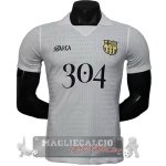 Speciale Giocatori Maglia Barcelona 2025 2026 Bianco Nero Speciale Giocatori Maglia Barcelona 2025 2026 Bianco Nero