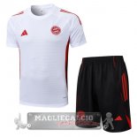 Set Completo Formazione Maglia Bayern Monaco 2025 2026 Bianco Rosso Nero