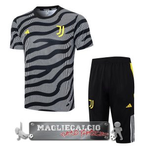 Juventus Formazione Set Completo Maglia Calcio 2023-24 Grigio Nero