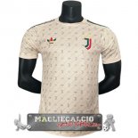 Tailandia Speciale Giocatori Maglia Calcio Juventus 2024-25 Amarillo