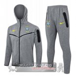 Set Completo Chaqueta Con Capucha Brasilee 2024 Gris