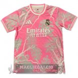 Thailandia speciale Maglia Real Madrid 2025 2026 Rosa IIII Bianco Thailandia speciale Maglia Real Madrid 2025 2026 Rosa IIII Bianco