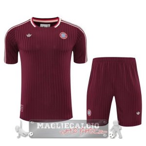 Set Completo Formazione Maglia Bayern Monaco 2025 2026 Rosso